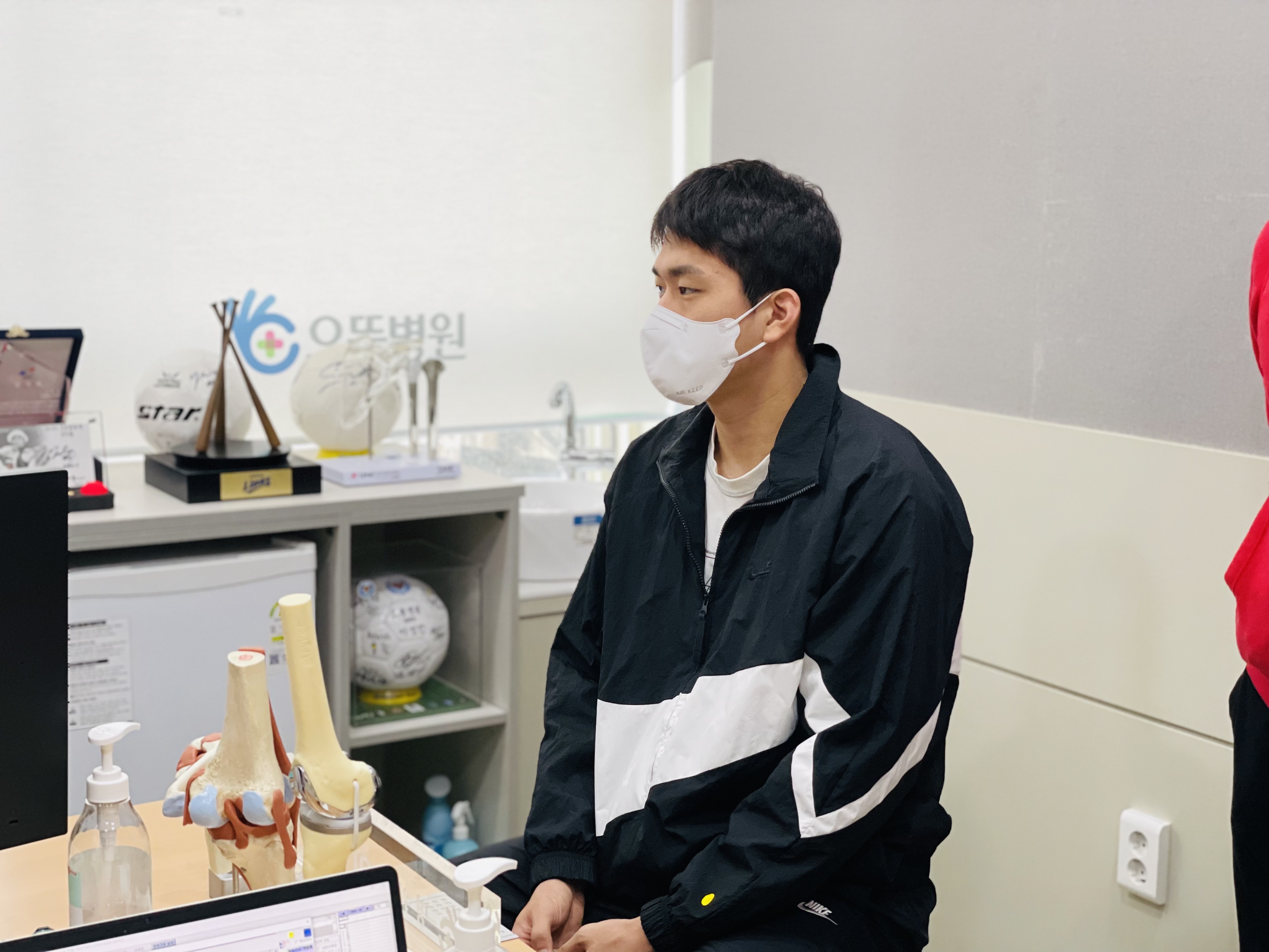 한국가스공사 농구단 이윤기 선수 검진차 내원