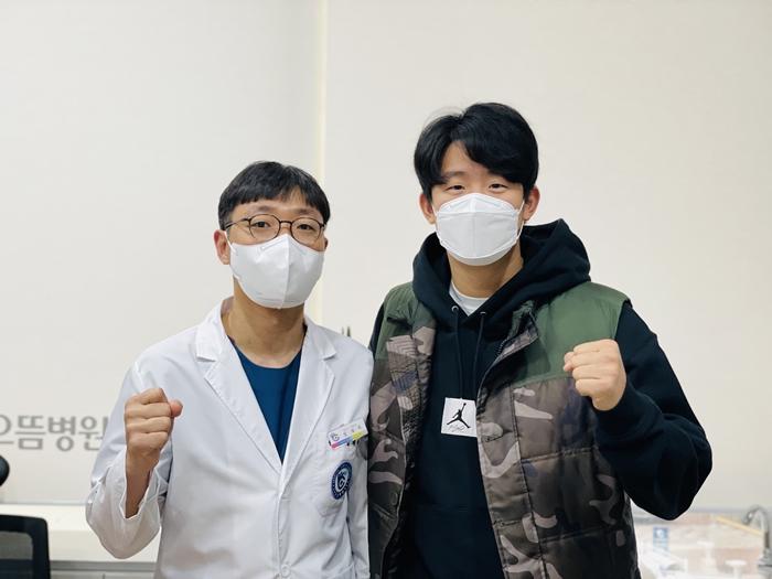 삼성라이온즈 김대우 선수 으뜸병원 검진차 내원